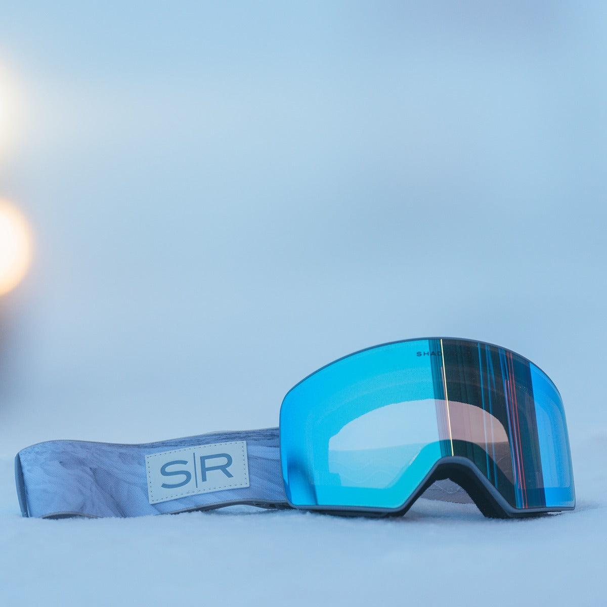 Frontier Goggle - Carve Photochromic Gray/Glacier