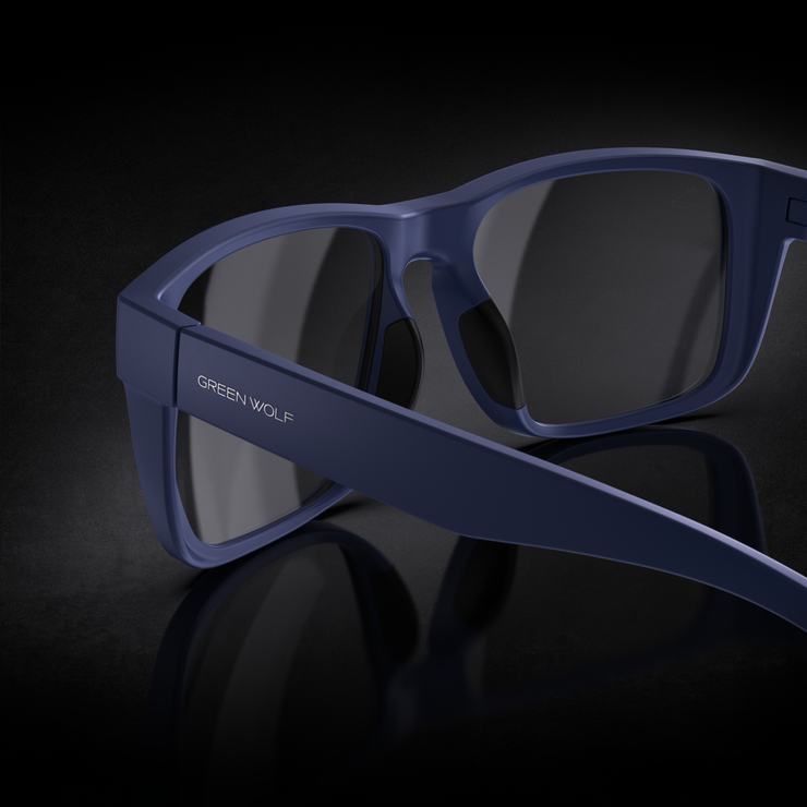 Green Wolf Guardian - Navy