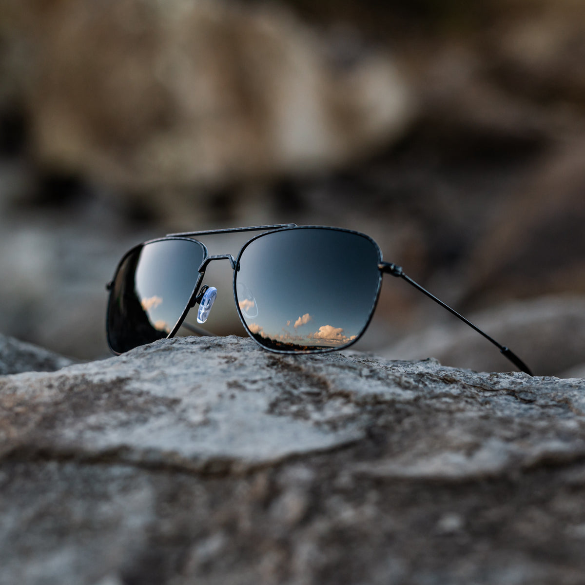 Navigator - Carbon Fiber Polarized
