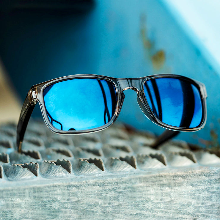 Titan - Navy Smoke Polarized