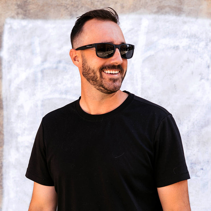 Titan - Blackout Polarized