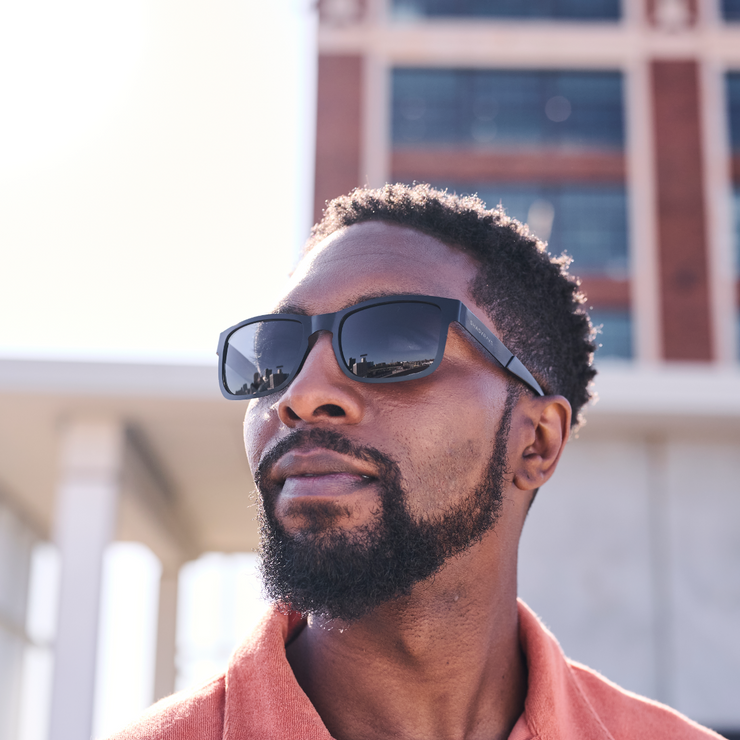 Metal Titan - Stealth Polarized