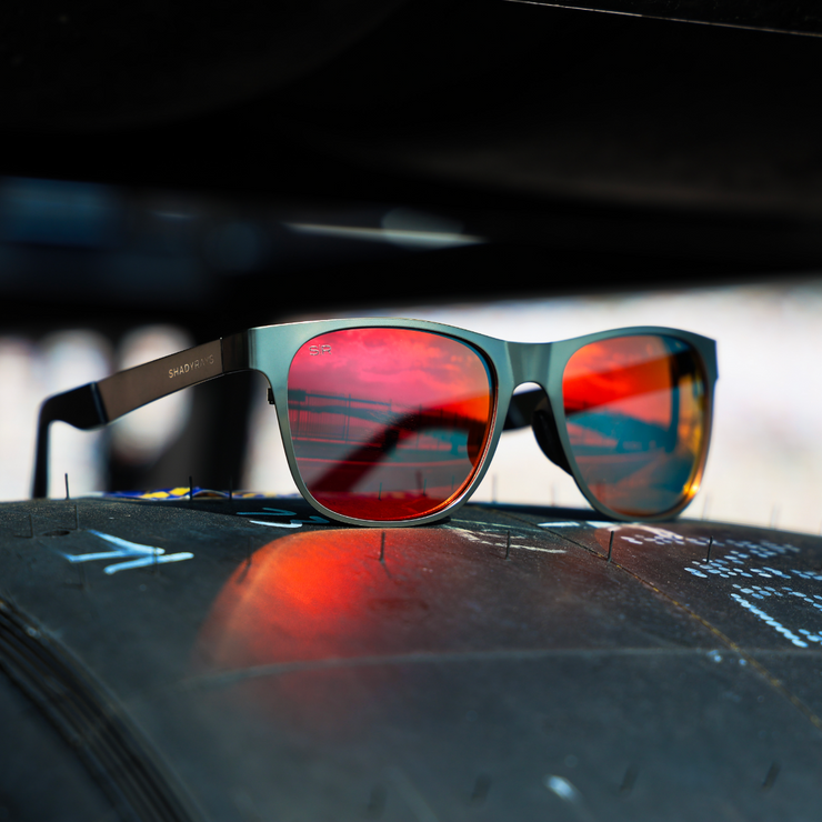 Metal Classic  - 23XI Edition Red Polarized